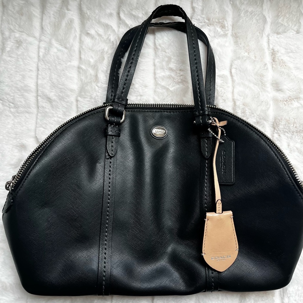 Coach Black Leather Shoulder Bag with Tan Tag